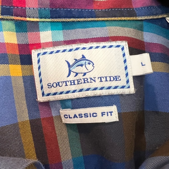 SOUTHERN TIDE BUTTON DOWN - Picture 3 of 3